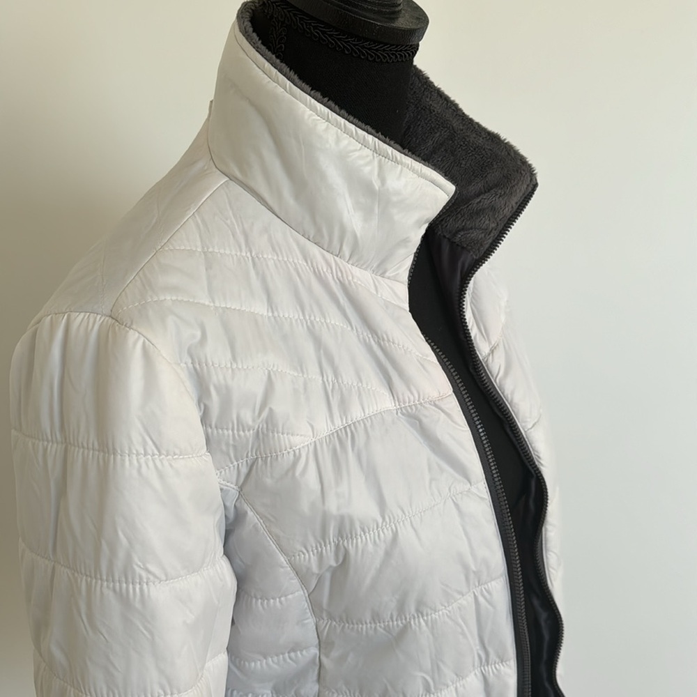 White Puffer Winter Jacket - Picture 4 of 12